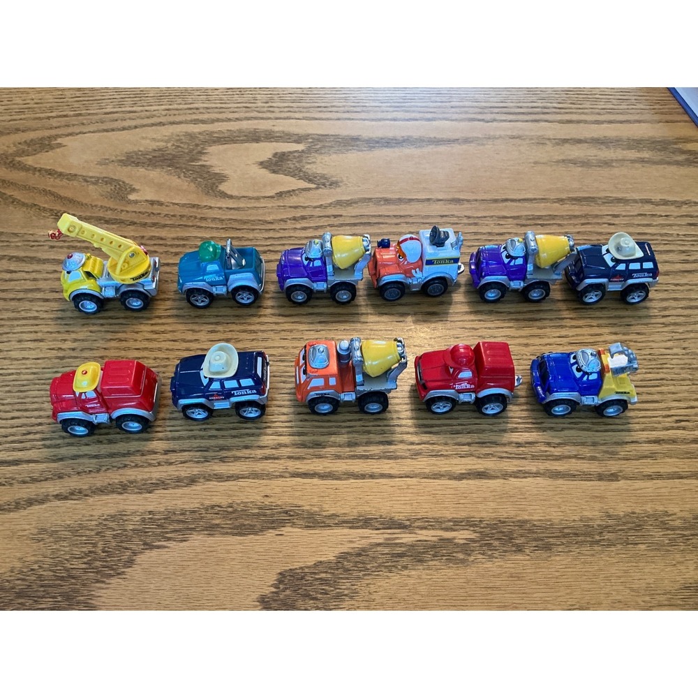 Tonka Chuck and Friends Toy Vehicle Lot 11 Piece Set Construction Trucks Crane - Picture 4 of 4
